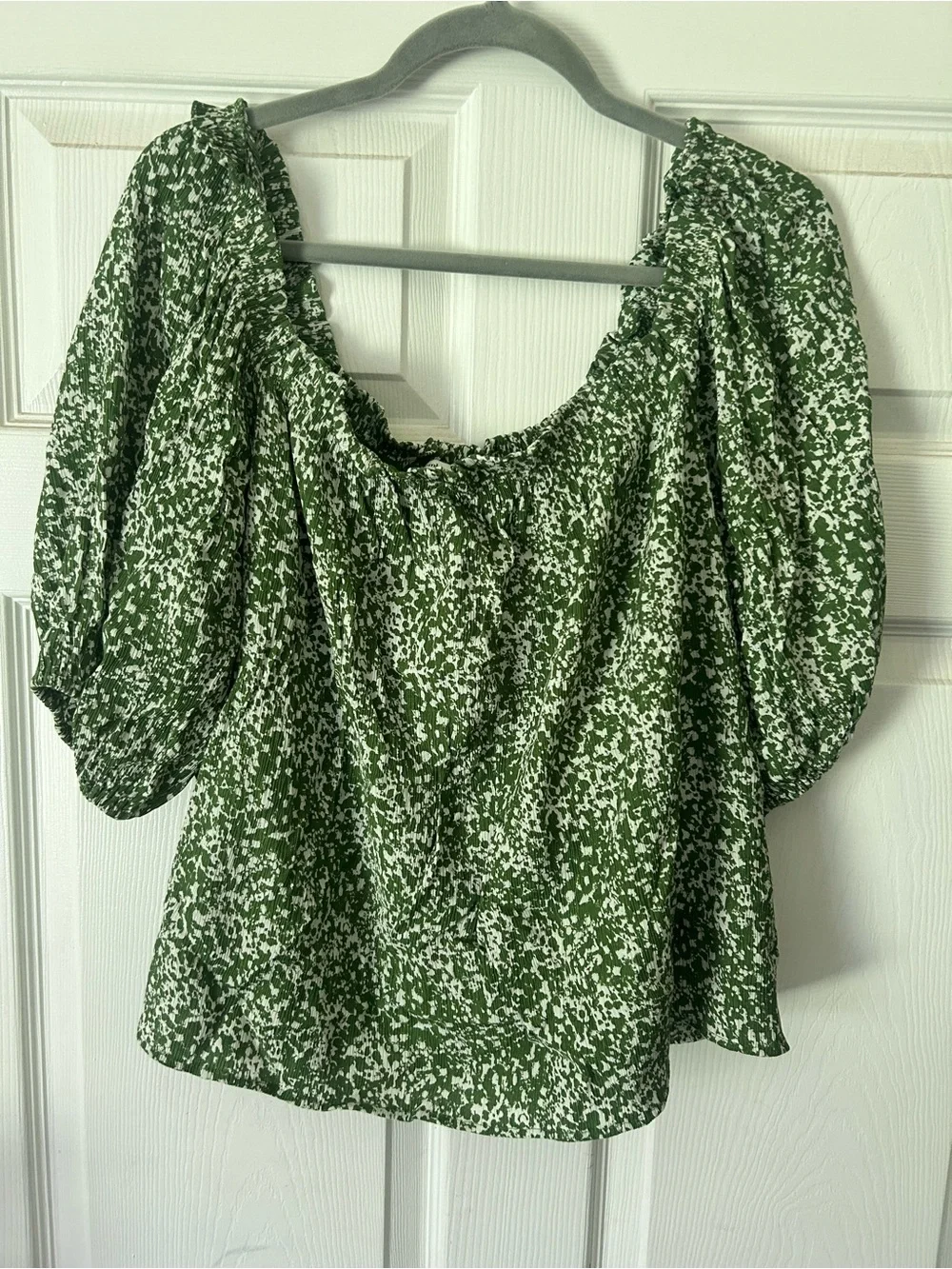 Abercrombie & Fitch Women's Green and White Blouse